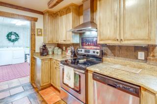 Near Hiking and Skiing Sapphire Home with Lake Access - Sapphire - 2