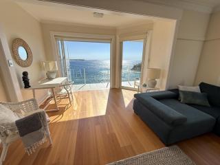 Stunning Ocean Front Manly Shelly Beach - Sydney - 3