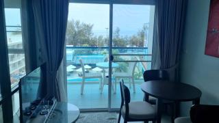 Grandblue condominium 607 with sea view - 1
