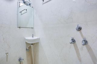 Super Hotel O Mall Road Gwalior formerly Rama inn - - 4