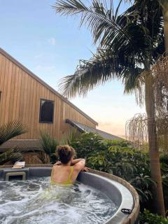 Romantic Retreat, Hot Tub, Glasshouse, Ensuite - Auckland - 8