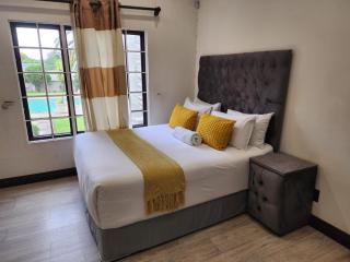 Sezanah Luxury Lodge - Honeydew - 4