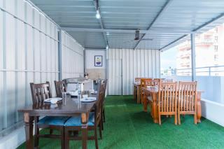Treebo Emirates Suites Indiranagar - Bangalore - 8