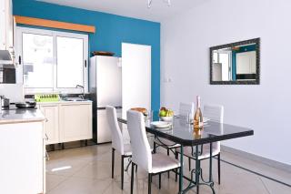 Camenzulli Apartments - 6