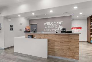 Hampton Inn Seguin - Seguin - 9