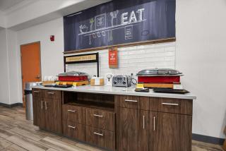Hampton Inn Seguin - Seguin - 2