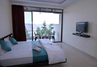Hotel Sunrise - Mahabaleshwar - 0