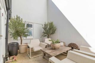 Central Snug with Patio By My Getaways - Worthing - 6