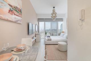 StayShort - An Exceptional Studio in JVC that Sleeps 2! - 4