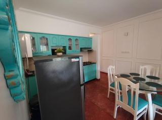 Golden Bird Hermitage - 6