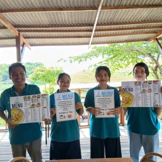 Feby's Homestay - Ekas - 5