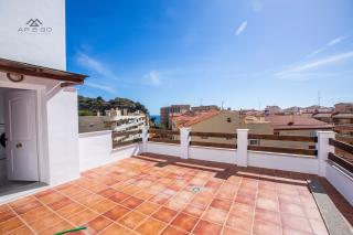 Deluxe Tropicana Rest and Pool - 4