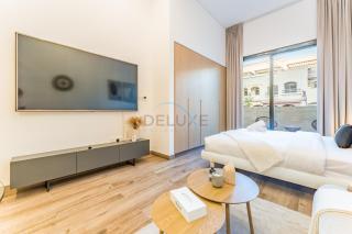 Community Views Studio with Balcony Near Parks, Oakley Square Residences, Jumeirah Village Circle by Deluxe Holiday Homes - 9
