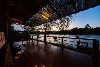 Chuenwaree Riverside Stay - Suratthani - 9