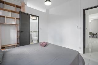 Crystal Sands new apartment by IHR - 5