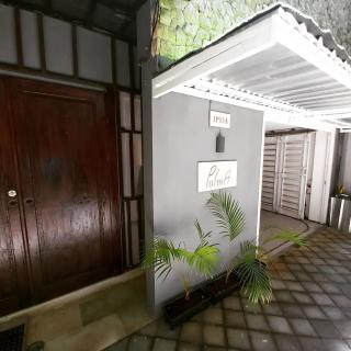 PalmA Private Villa - A Leafy Place in Mumbul Hill - 2