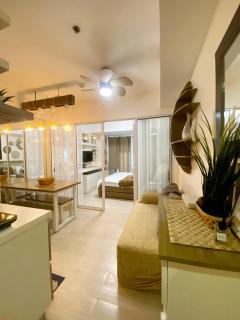 The Solaris Point with Pool View - Manila - 0