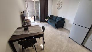 Apartment Blondie - Split - 3