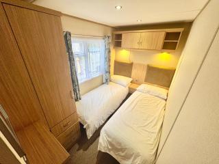 Caravan at Challaborough Bay Holiday Park - - 1