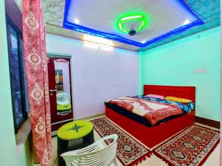 Shri Ram Lala Palace - 300 Mtr from Ram Janam Bhumi - Ayodhya - 9