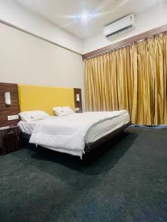 The Amur Falcon Home Stay - Zirakpur - 0