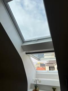 Central, Cozy & Stylish Apartment with Views - Prague - 4