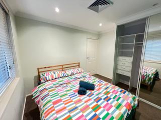 N Room - Toongabbie - 0