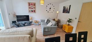 Large 4Bedroom 4Bathroom Townhouse by Coop Live Arena - Manchester - 0