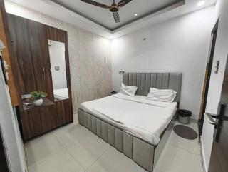 Hotel VCR INN - Neu-Delhi - 9
