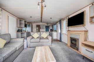Charming Home in Lakeside Park Pass The Keys - Chichester - 5