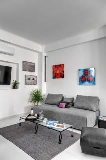 ARTROCK Experience - Olympia Loft Gallery - 64mq - Hermoupoli - 6