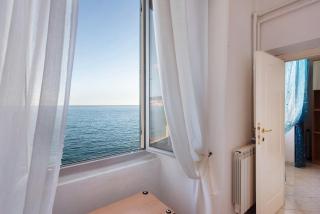 La Finestra sul Mare - Genova - 1