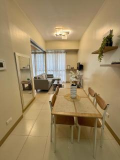 The Palladium - Modern Executive Studio - Iloilo - 1