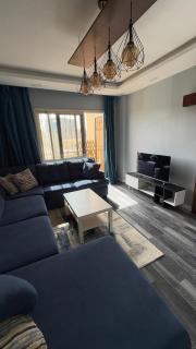 Modern Comfort in the Heart of Zayed - Sheikh Zayed - 5