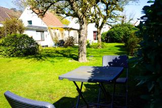 Gemütliches Haus mit großem traumhaften Garten - Bremen - 5