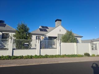 Flatlet in the Winelands - Kuilsrivier - 0