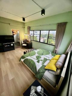 Fab Rainbow Studio - 4
