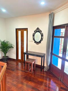 Premium Location 4 Bedroom Villa - Hua Hin - 1