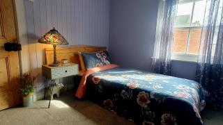 Charming Victorian House - 4
