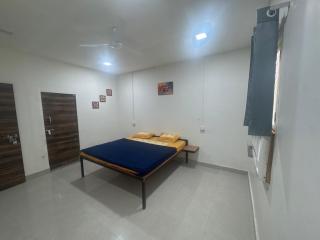 Glaxo Homestay - - 1