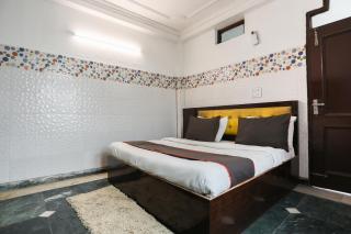 Hotel O Balram - Noida - 6