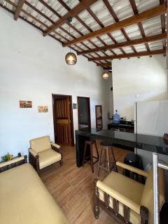 Chalé Paraíso Prado-Ba com Wi-Fi, Casa Completa com Ar condicionado - Prado - 4