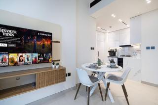 Cozy 1 BR with gym & pool just 15min to Dubai Marina - 5