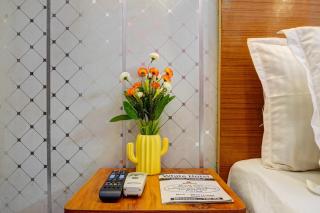 Hotel White at Vasundhara - Couple Friendly - Ghaziabad - 7