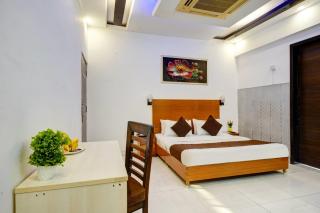 Hotel White at Vasundhara - Couple Friendly - 2