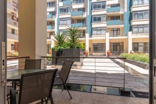 'Just Beachy' Muizenberg Beach Apartment - Muizenberg - 3