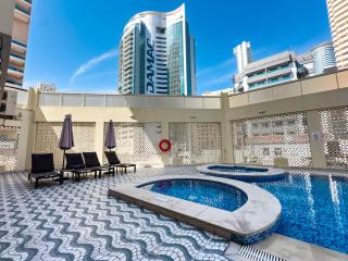 A-Living Cozy Studio in Marina Pearl with Balcony - 4