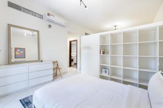 A-Living Cozy Studio in Marina Pearl with Balcony - 9