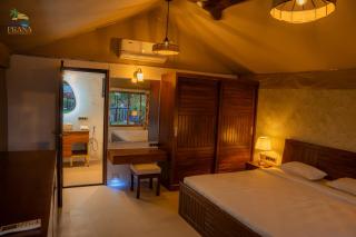 Prana Resorts and Banquets - - 4