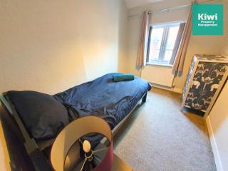 Quiet Townhouse - 5 Minutes from City Centre - Belfast - 5